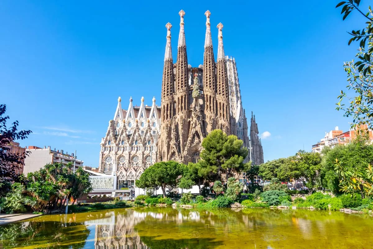 ELEGANT SPAIN & MOROCCO with Pegasus Airlines, 7 Nights, photo 1